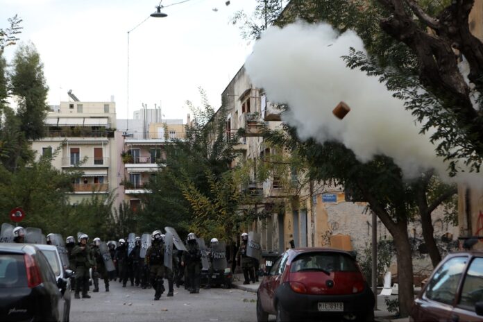 Νέα επιχείρηση της ΕΛ.ΑΣ. στα Προσφυγικά της Λ. Αλεξάνδρας και ένταση με αντιεξουσιαστές