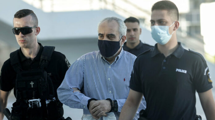 Δίκη «ψευτογιατρού»: Ένοχος ο Κοντοστάθης για 7 ανθρωποκτονίες ασθενών και για έξι απόπειρες