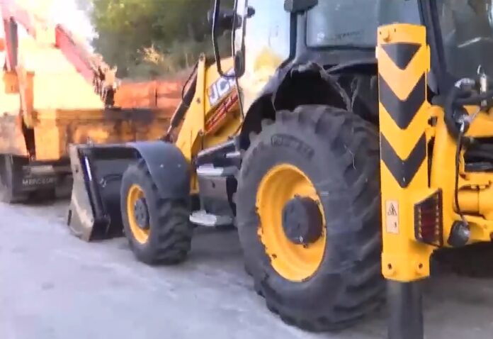 Κουκουλοφόροι έβαλαν εμπρηστικό μηχανισμό στο αμαξοστάσιο του Ζωγράφου