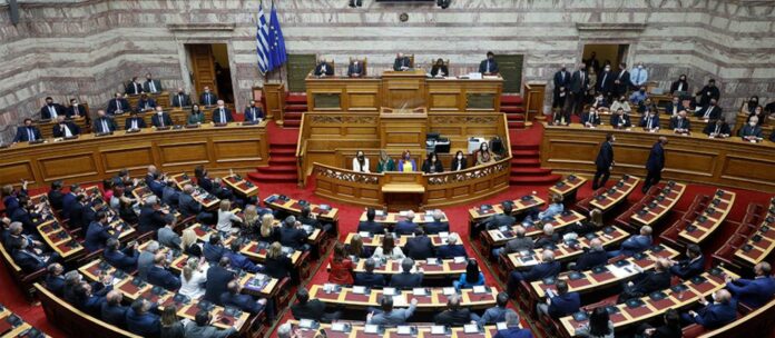 Σήμερα ο προγραμματισμός των εργασιών της Επιτροπής Θεσμών για το σκάνδαλο των υποκλοπών
