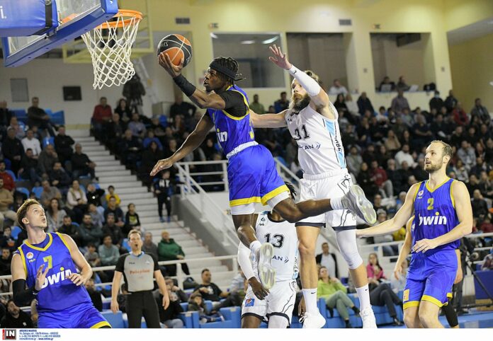Basket League (9η αγωνιστική): «Στοπ» στο σερί του Περιστερίου και αήττητος εντός ο Κολοσσός (88-82)