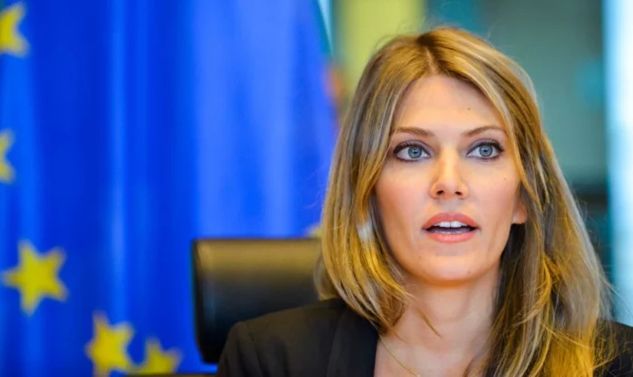 Η Εύα, το «μήλο» της διαφθοράς και ο «παράδεισος» του Κατάρ – Όλες οι εξελίξεις