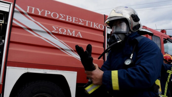 Φωτιά σε οικισμό Ρομά στη δυτική Θεσσαλονίκη