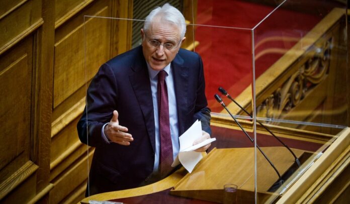 Καταγγελίες Ραγκούση για την εξαγωγή του Pretador και τα όσα έχει δηλώσει στην Εξεταστική ο διοικητής της ΕΥΠ