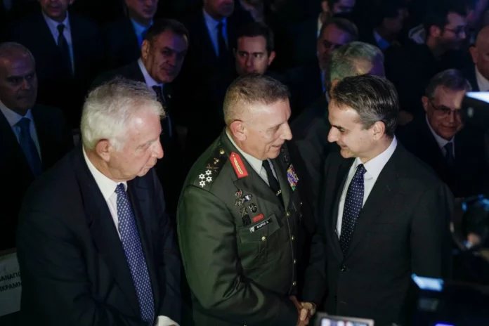 Οι «δράκοι» για τον στρατηγό Φλώρο και η ωρολογιακή βόμβα
