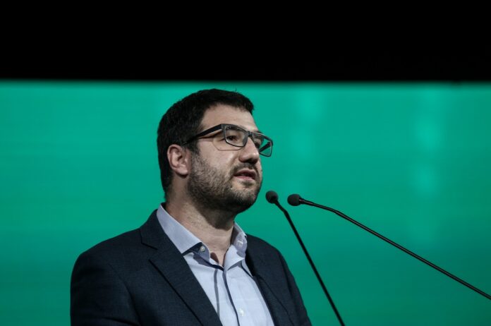 Ηλιόπουλος: “Η παρακολούθηση του αρχηγού ΓΕΕΘΑ από την ΕΥΠ είναι πρωτοφανές γεγονός στη μεταπολίτευση”