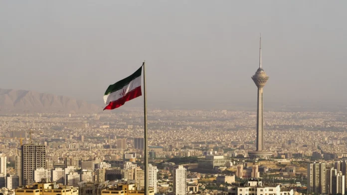 Ιράν: Συνελήφθη ο αναπληρωτής διευθυντής του πρακτορείου Fars – «Παραποίησε ειδήσεις»