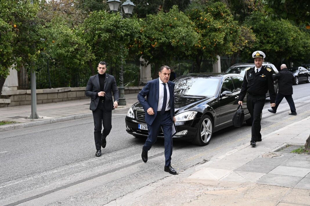 ÓÕÍÅÄÑÉÁÓÇ ÊÕÂÅÑÍÇÔÉÊÏÕ ÓÕÌÂÏÕËÉÏÕ ÅÎÙÔÅÑÉÊÙÍ êáé ÁÌÕÍÁÓ (ÊÕÓÅÁ) <br><br> ÍÉÊÏÓ ÐÁÍÁÃÉÙÔÏÐÏÕËÏÓ ÕÅÈÁ