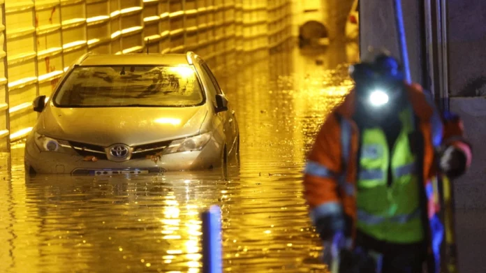 Λισαβόνα: Σε κατάσταση συναγερμού η πόλη λόγω πλημμυρών, τουλάχιστον μια νεκρή