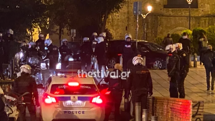 Θεσσαλονίκη: Έξι προσαγωγές μετά τα επεισόδια στο κέντρο της πόλης