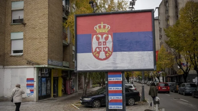 Σερβία: Στα σύνορα του Κοσόβου ο στρατηγός Μίλαν Μοϊσίλοβιτς εν μέσω κλιμάκωσης της έντασης (VIDEO)