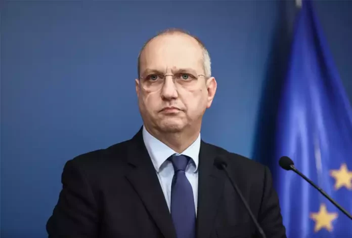 Οικονόμου για υποκλοπές: Να ψάξουμε τη σχέση εκείνων που έκαναν παρακολουθήσεις με αυτούς που έχουν τα στοιχεία