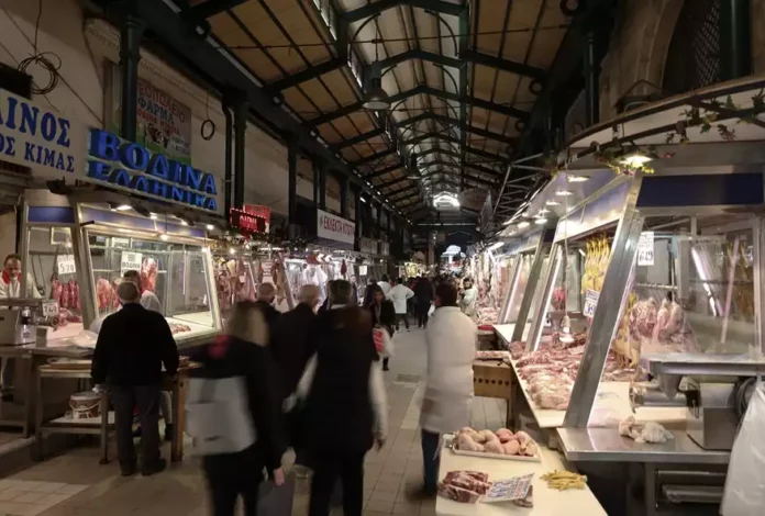 Κρέας από… χρυσάφι πληρώνουν οι καταναλωτές: Αυξήσεις 30% σε έναν χρόνο – Συνεχίζονται τα «κόλπα» των σούπερ μάρκετ