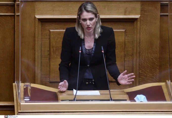 Άννα Ευθυμίου: Νέα απάντηση στον Παύλο Πολάκη για τις αμοιβές της από τον ΕΦΚΑ
