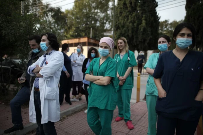 Ξεσπούν οι νοσηλευτές του ΕΣΥ: Ακόμη δεν πήραμε τις άδειες του 2020