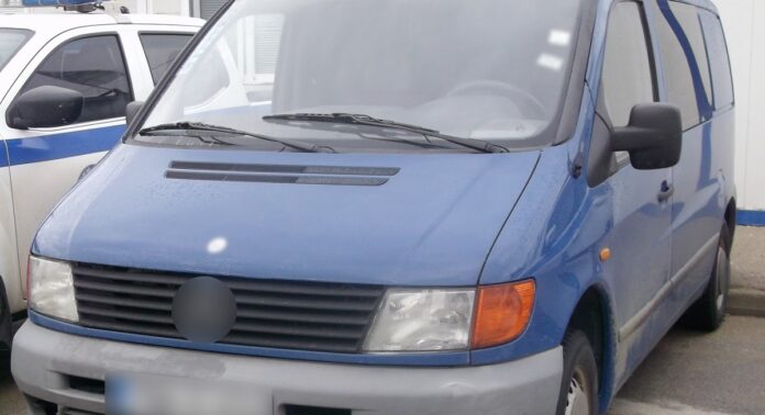 Αλεξανδρούπολη: Τσάκωσαν διακινητή που μετέφερε πέντε παράνομους μετανάστες