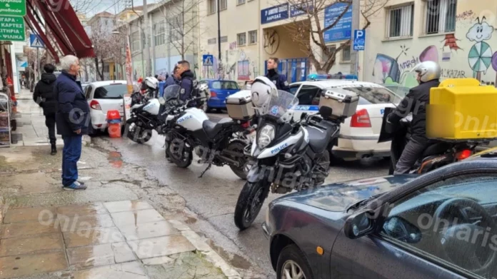 Λάρισα: Άγρια συμπλοκή μαθητών έξω από δημοτικό – Πέντε προσαγωγές-(ΦΩΤΟ)