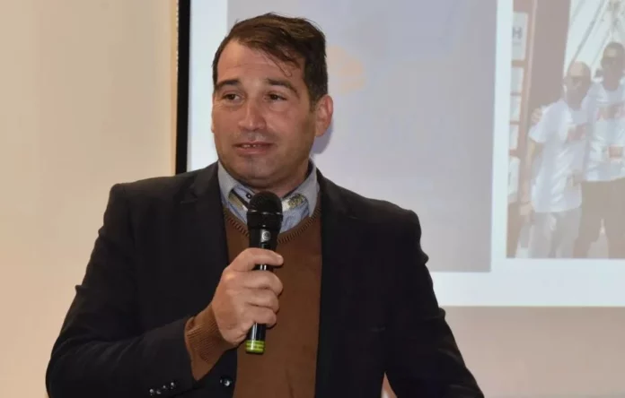 ΠΑΣΟΚ: Παραιτήθηκε με αιχμές ο δημοσιογράφος Παντελής Περιβολάρης – Απέσυρε και την υποψηφιότητά του