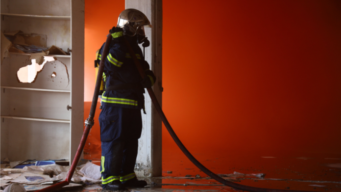 Πυρκαγιά σε χώρο καταστήματος επί της οδού Αχαρνών