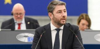 Υποκλοπές: Με Ανδρουλάκη, Ράμμο και Μενουδάκο η PEGA