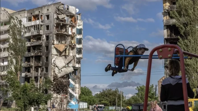 Η Ρωσία επιδίδεται σε «πολιτική κατήχηση» 6.000 μικρών Ουκρανών, υποστηρίζει μελέτη του Γέιλ