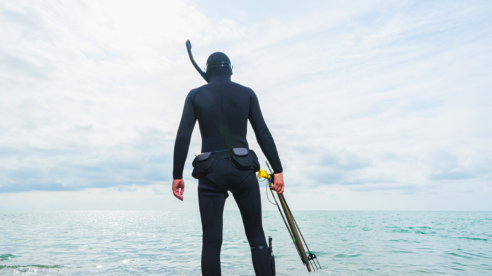 Ψευδοκράτος: Συνέλαβαν δύο Ελληνοκυπρίους γιατί ψάρευαν με ψαροντούφεκο