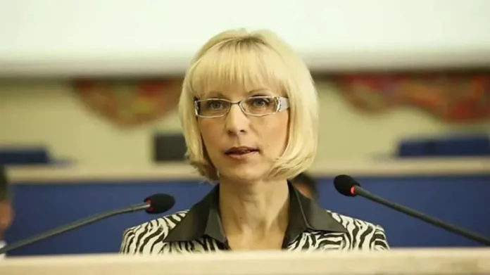 Ρωσία: Πριν βρεθεί νεκρή η αξιωματούχος του Πούτιν, πήρε τον πρώην σύζυγό της και ζήτησε να καλέσει την αστυνομία