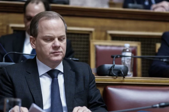 Μαξίμου: Εντείνει τις «πιέσεις» -μέσω …άλλων- να μην είναι υποψήφιος ο Κώστας Αχ. Καραμανλής