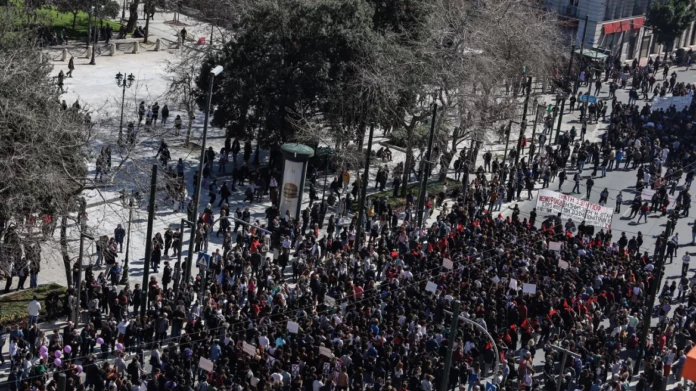 Στην αντεπίθεση η ΑΔΕΔΥ: Η προβοκάτσια της Κυβέρνησης κάτω από το φόβο της λαϊκής κατακραυγής δε θα περάσει!