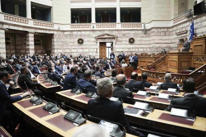 Η ακύρωση της αυτοδυναμίας αφήνει χωρίς ισχυρό εκλογικό αφήγημα τη ΝΔ