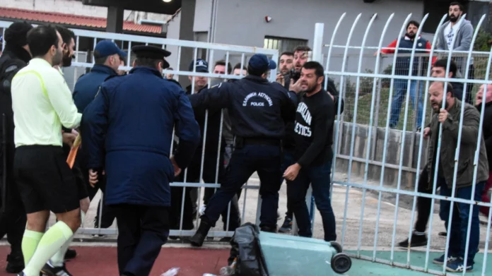 Αυστηρότερες οι ποινές για επεισόδια σε γήπεδα και αποδυτήρια