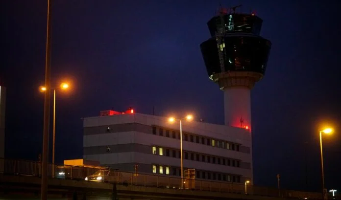 nb_pyrgos_eleghou_aerodromio_elven-696x409