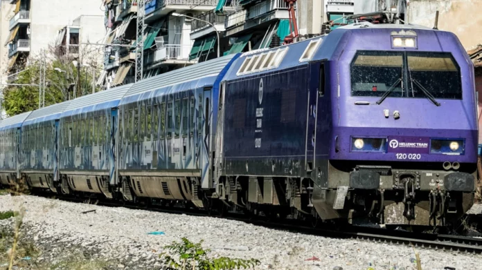 Σύγκρουση τρένων – Συνάντηση Γεραπετρίτη – σιδηροδρομικών: Ο Προαστιακός ξεκινάει πρώτος – Λεωφορεία σε ορισμένες διαδρομές