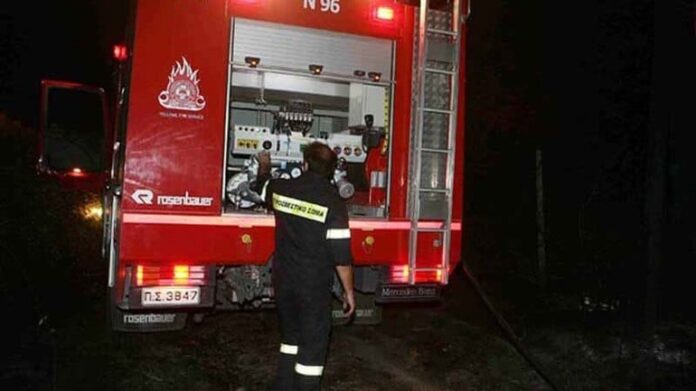 Φωτιά σε αυτοκίνητο στην Πεντέλη – Καταστράφηκε ολοσχερώς