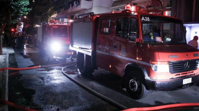 Λάρισα: Έκρηξη σε εμπορικό κατάστημα τα ξημερώματα της Κυριακής