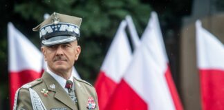 Πολωνός Α/ΓΕΕΘΑ: «Εξαντλούνται τα αποθέματα πυρομαχικών μας – Οι σύμμαχοί μας ζουν σε ψευδαισθήσεις»