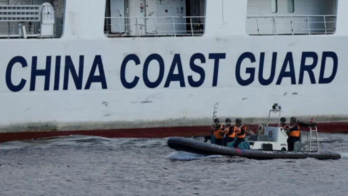 Κίνα: Αλιευτικό σκάφος αναποδογύρισε στον Ινδικό Ωκεανό – Αγνοούνται και τα 39 μέλη του πληρώματος