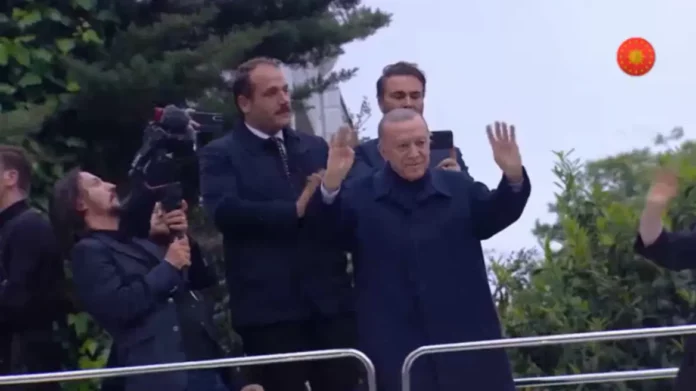 Εκλογές στην Τουρκία – Θα είμαστε μαζί μέχρι τον θάνατο, λέει ο Ερντογάν μετά τη νίκη