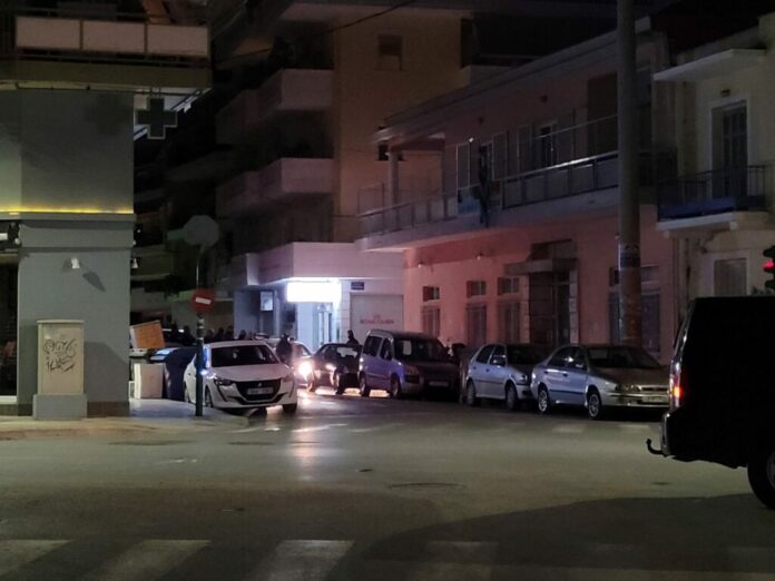 Ξύλο σε ιντερνέτ καφέ της Λάρισας για τις ομάδες! (ΦΩΤΟ)