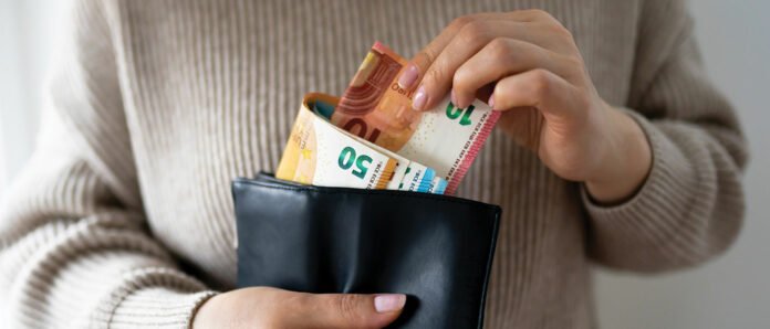 Ρόδος: Εξαπάτησε τον φίλο του και του «έφαγε» 61.000 ευρώ