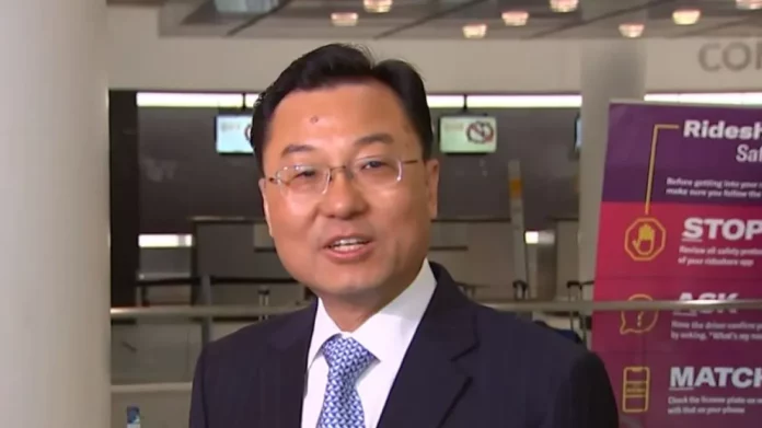 ΗΠΑ: Έφτασε στη χώρα ο νέος πρεσβευτής της Κίνας – Το βιογραφικό του Σίε Φενγκ