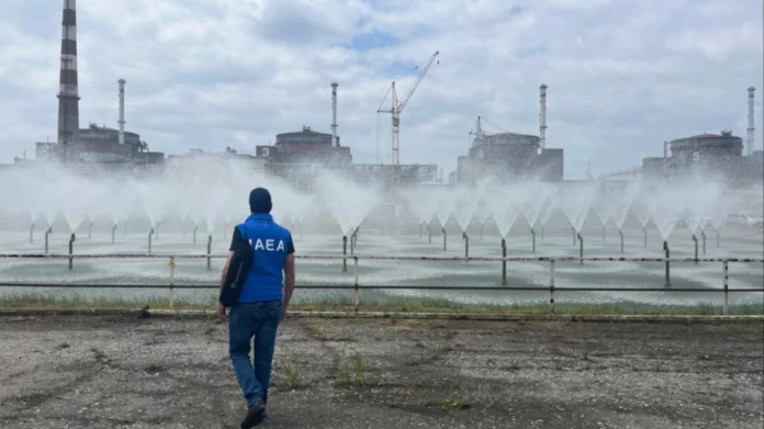 Ουκρανία: Πυροβολισμοί ακούστηκαν ενώ αποχωρούσε από τη Ζαπορίζια ο επικεφαλής του ΔΟΕΑ