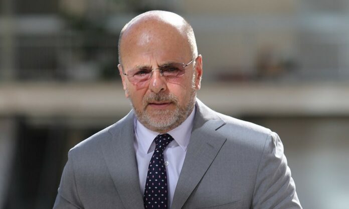 Ανακάλεσε τα περί «παροπλισμένης θωρακισμένης μερσεντές ο Γ.Αλαφούζος για το αμάξι του δολοφονημένου Β.Ρουμπέτη – «Το είχα δώσει στον Γ.Κομπότη»