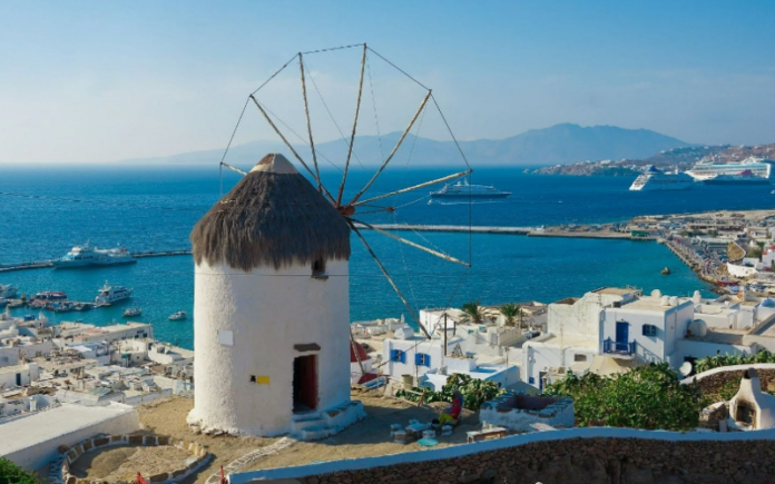 Μύκονος: Άντρας μπήκε σε βίλα Σαουδαράβων και άρπαξε 5.000 ευρώ