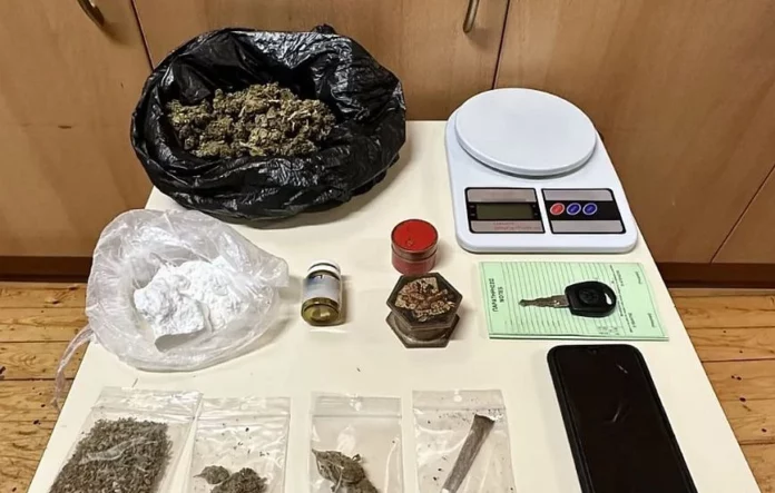 Κρήτη: Συνελήφθησαν δύο Έλληνες για κατοχή και διακίνηση ναρκωτικών – Βρέθηκε κοκαΐνη σε μορφή βράχου