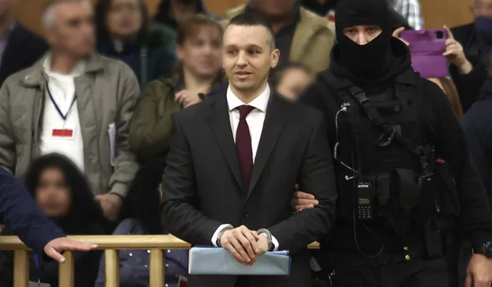 Απαγόρευση καθόδου για τον Κασιδιάρη σε δήμους και περιφέρειες προγραμματίζει η κυβέρνηση