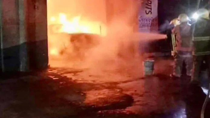 Μεξικό: Εννιά νεκροί σε πυρκαγιά σε αγορά, οι αρχές μιλούν για εμπρησμό Μεξικό: Εννιά νεκροί σε πυρκαγιά σε αγορά, οι αρχές μιλούν για εμπρησμό