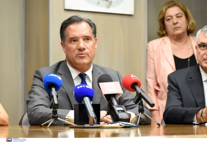 «Αδειάζουν» τον Άδωνι οι εργαζόμενοι του νοσοκομείου Αγίου Νικολάου όπου πέθανε ο 33χρονος Μανώλης