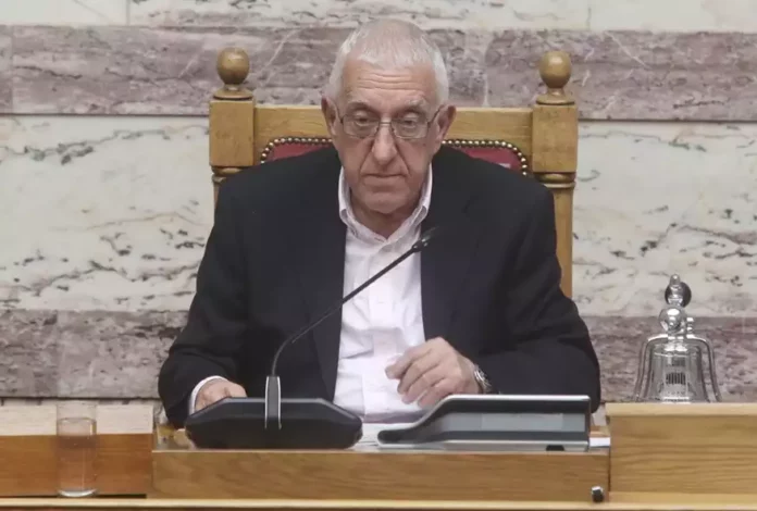 «Καμία πικρία» από τον Νικήτα Κακλαμάνη για την αντικατάστασή του – Απλά «ήθελα να γνωρίζω τον λόγο»