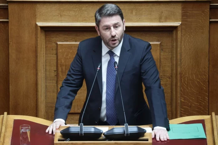 Τα κρίσιμα ερωτήματα του Ανδρουλάκη…